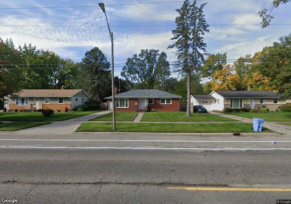 2126 Pleasant Grove Rd, Lansing, MI 48910 - photo 1