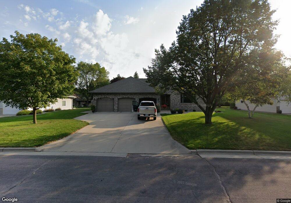 49 Jonathan Dr, New Ulm, MN 56073 - photo 1