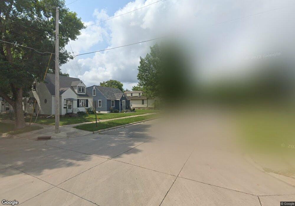 907 8th Ave SW, Austin, MN 55912 - photo 1