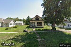 538 N Elm St, Red Cloud, NE 68970