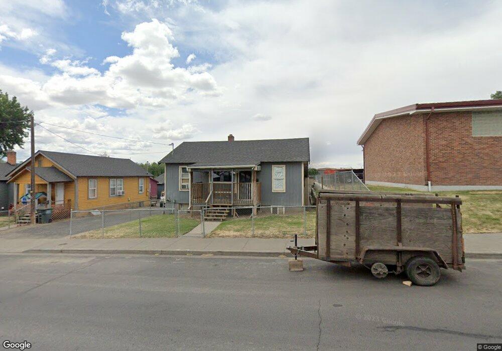 17 NW 10th St, Pendleton, OR 97801 - photo 1