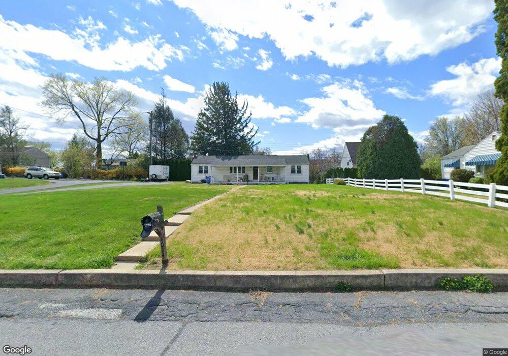 4014 Willow Grove Ave, Reading, PA 19605 - photo 1