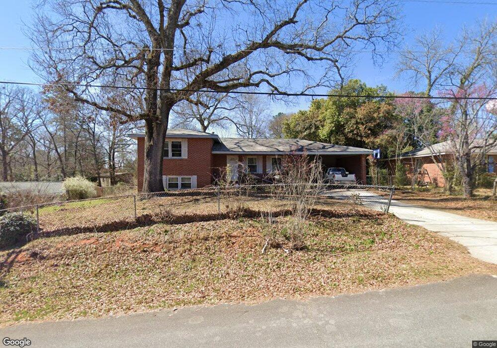 302 Pinecrest Dr, Warner Robins, GA 31093 - photo 1