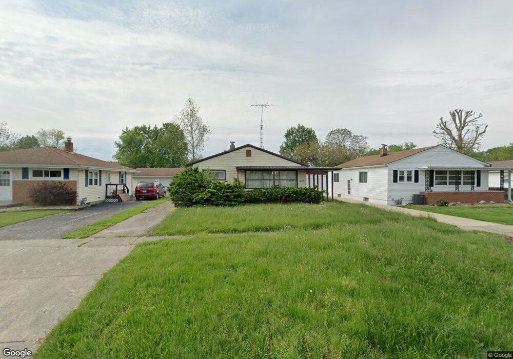 3013 Moultrie Ave, Mattoon, IL 61938 - photo 1