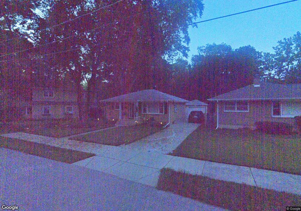 1337 Eastview Dr, Waukegan, IL 60085 - photo 1