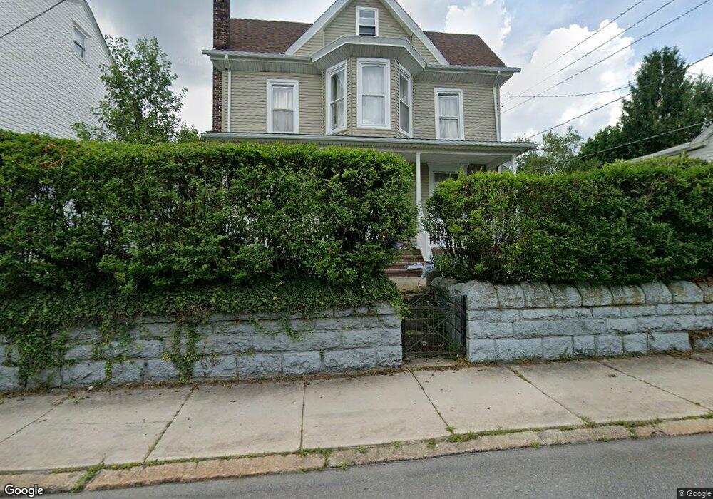 116 N Laurel St, Hazleton, PA 18201 - photo 1