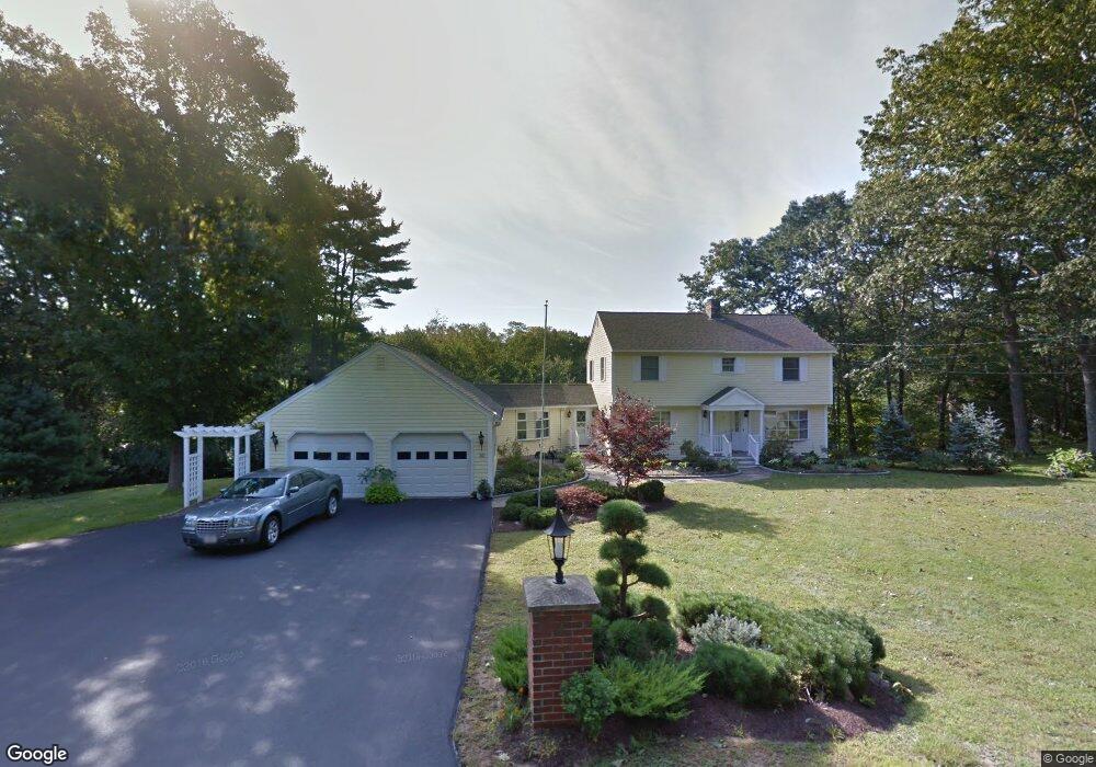 32 Highland Ave, Ogunquit, ME 03907 - photo 1