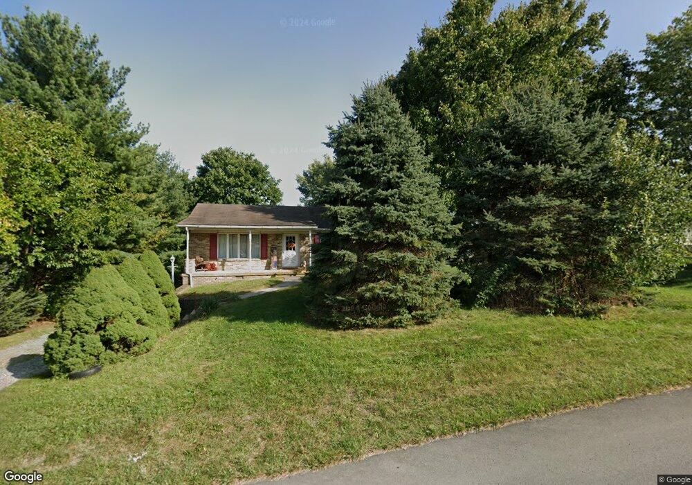 5698 Oakwood Dr, Mercersburg, PA 17236 - photo 1