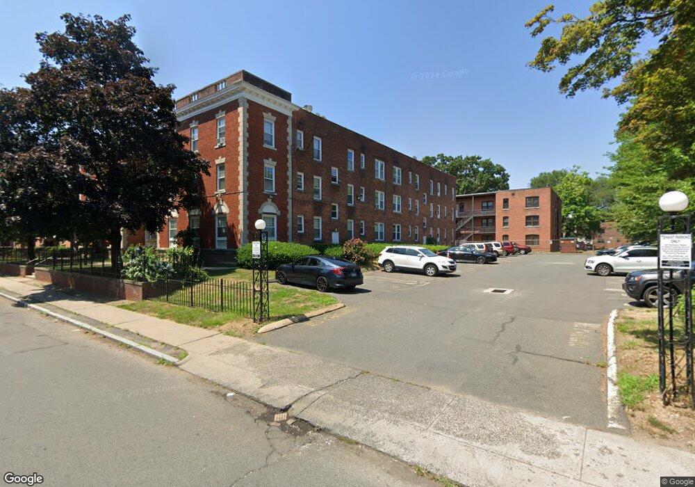 51 1/2 Willard St unit 1BR, Hartford, CT 06105 - photo 1