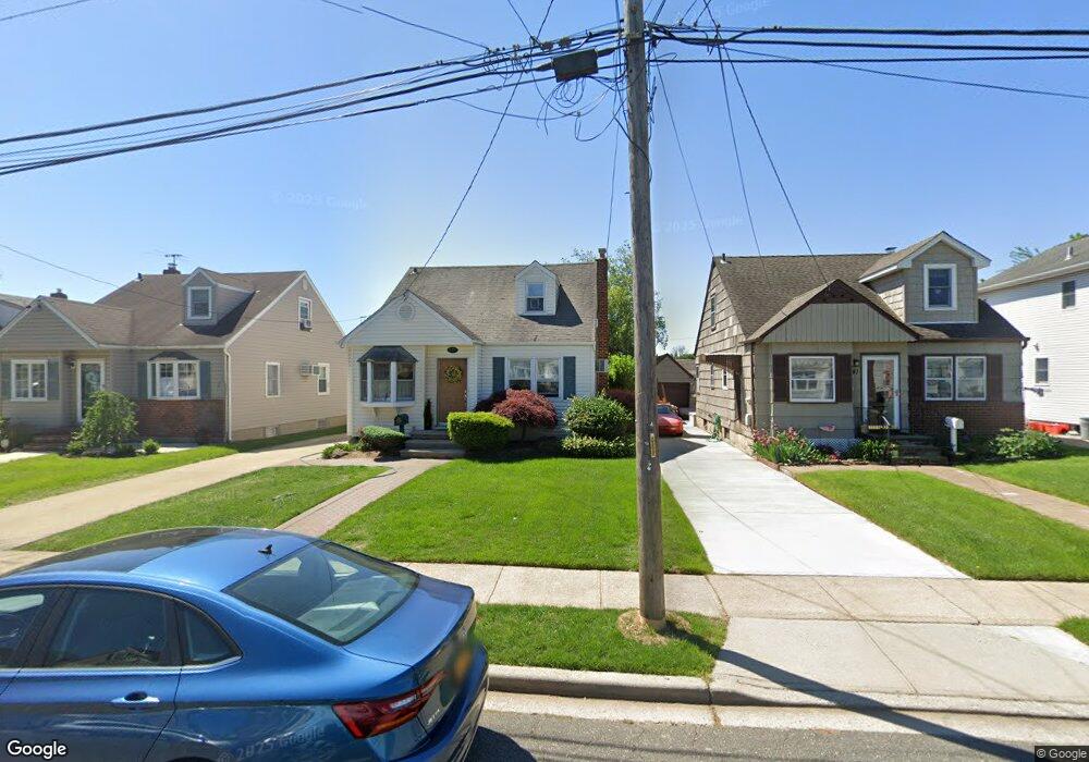 237 Belmont Ave, West Hempstead, NY 11552 - photo 1