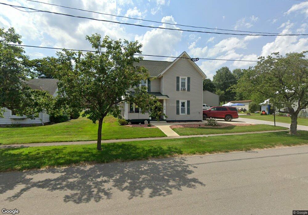 319 N Jefferson St, Loudonville, OH 44842 - photo 1