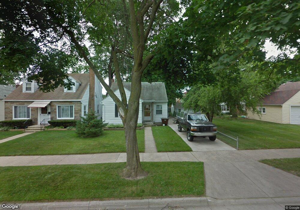 1627 Inverness Ave, Lansing, MI 48915 - photo 1