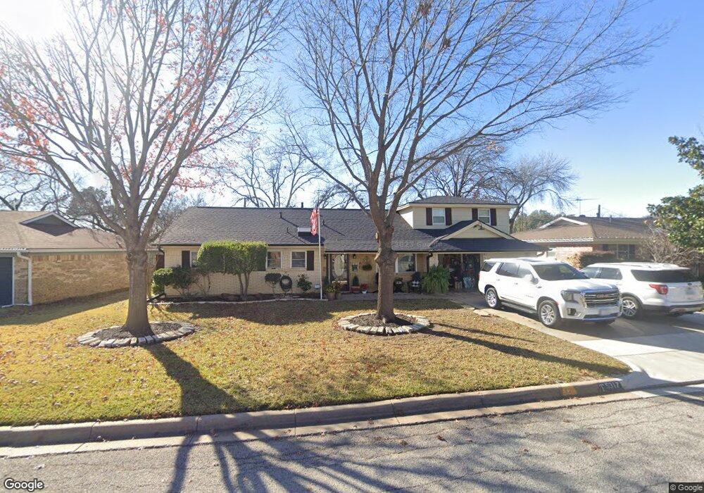 5317 Topper Dr, North Richland Hills, TX 76180 - photo 1