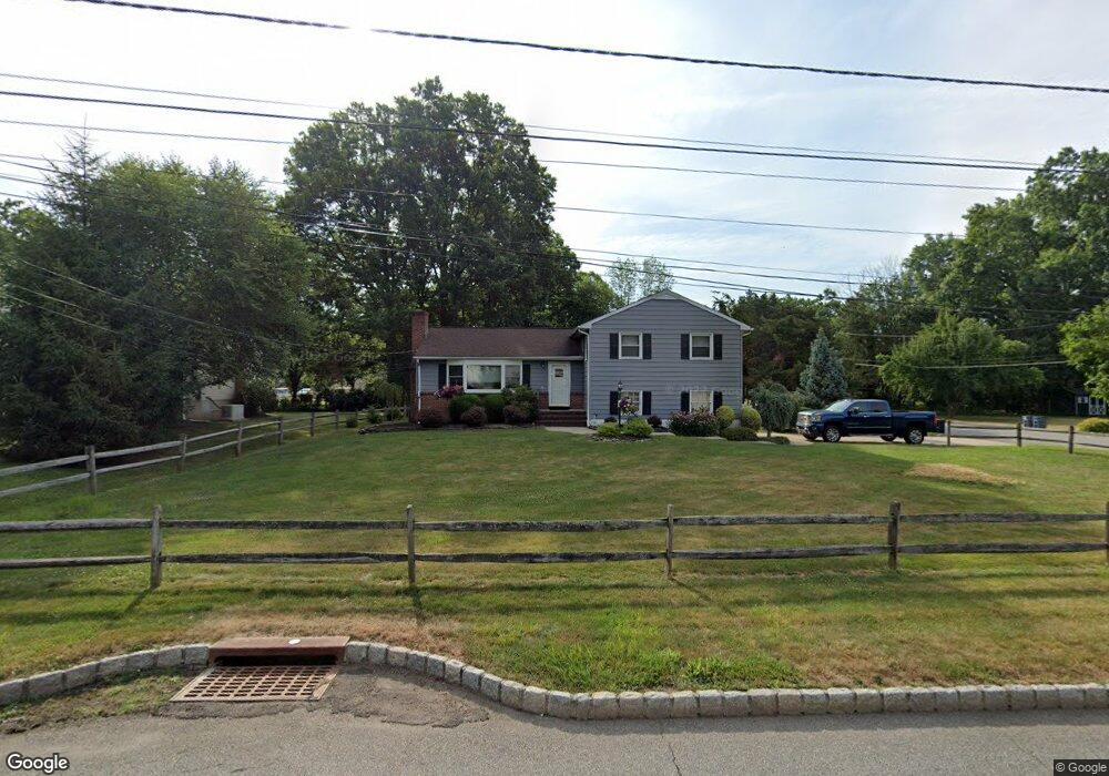 822 E Meadow Dr, Bound Brook, NJ 08805 - photo 1