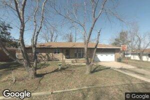 1055 S Jefferson St, Welch, OK 74369