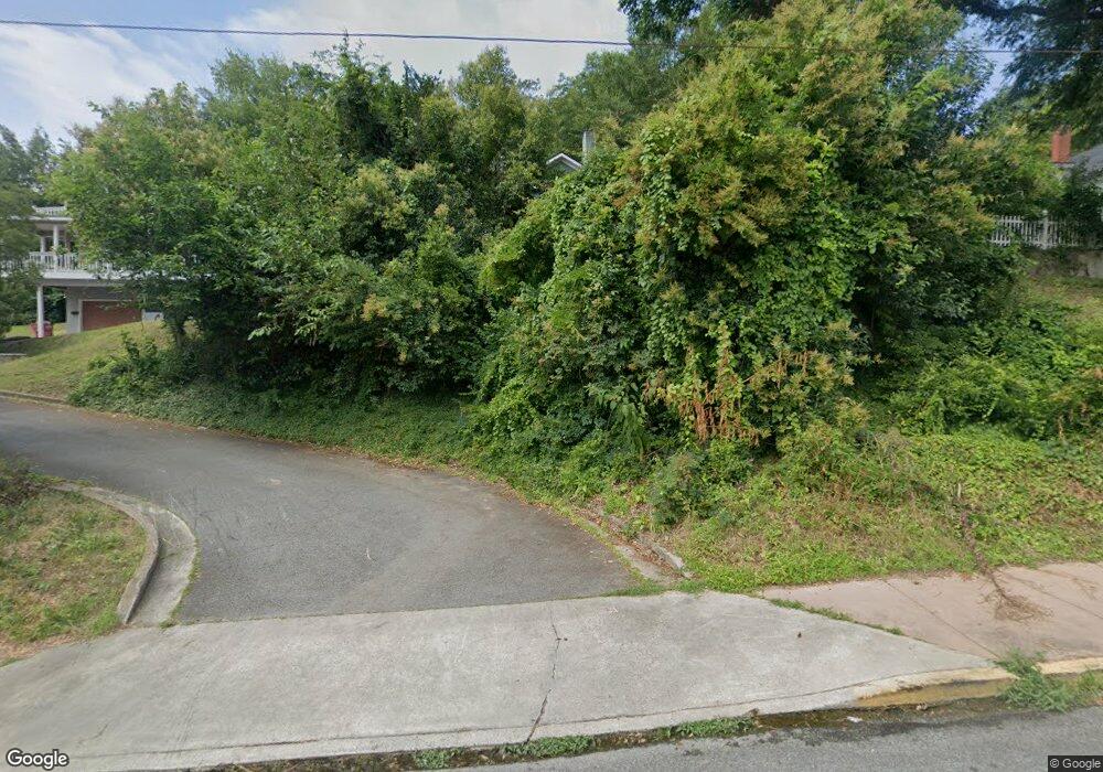 1040 Walnut St, Macon, GA 31201 - photo 1