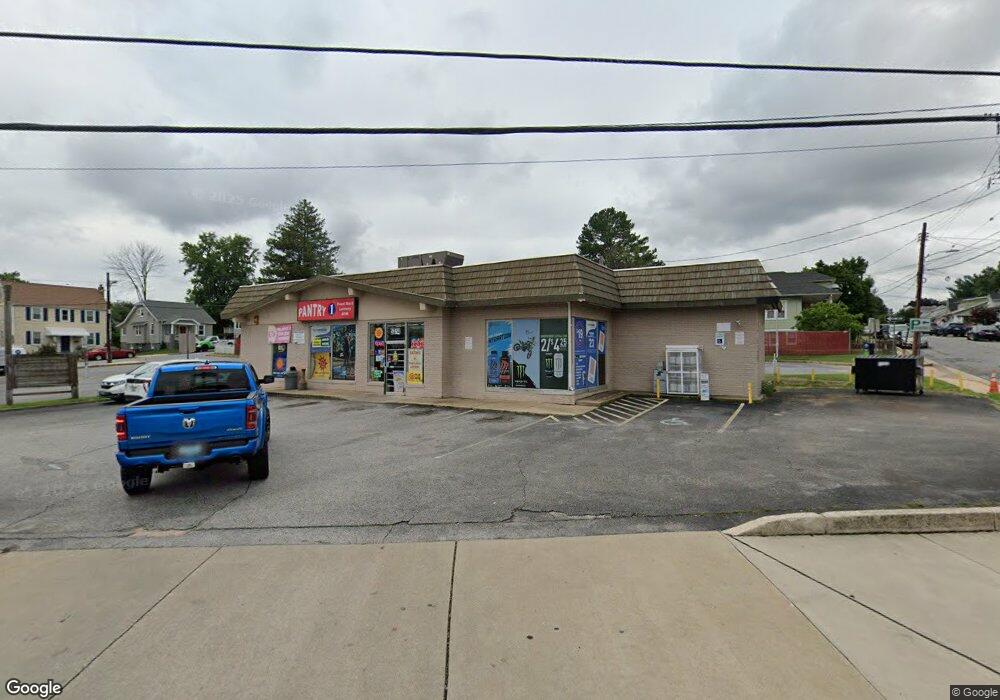 5314 East Dr, Halethorpe, MD 21227 - photo 1