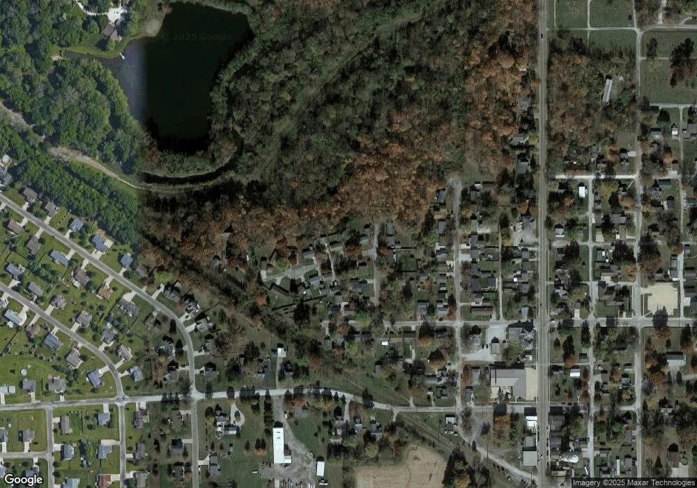 304 W Kickapoo Dr, Downs, IL 61736 - photo 1