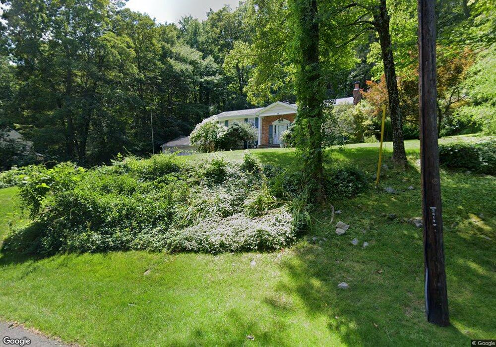 43 Fulling Mill Ln, Ridgefield, CT 06877 - photo 1