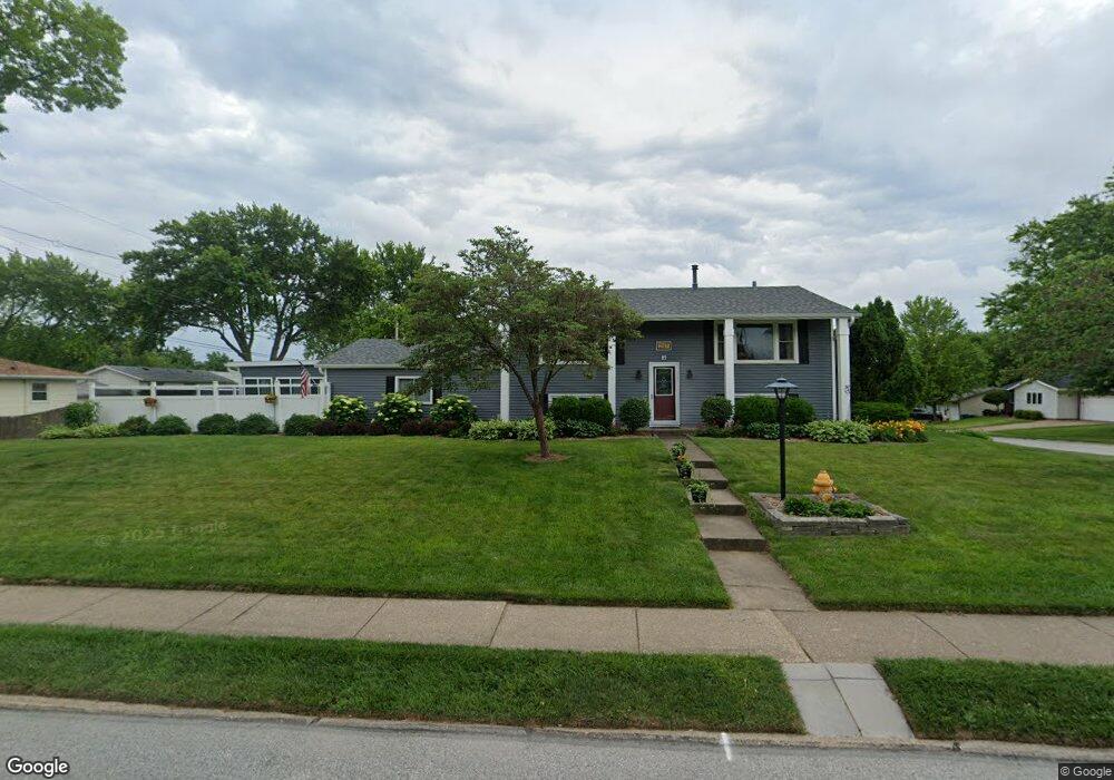 237 W 46th St, Davenport, IA 52806 - photo 1