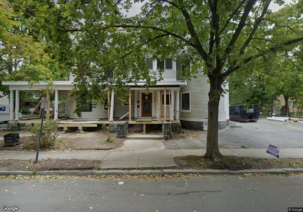 44 Winslow Rd unit 13, Brookline, MA 02446 - photo 1