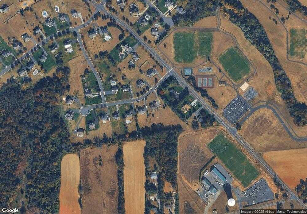 704 Elaine Dr, Mickleton, NJ 08056 - photo 1