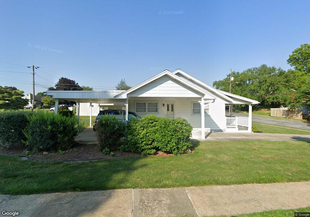 2706 Mosser St, Allentown, PA 18103 - photo 1