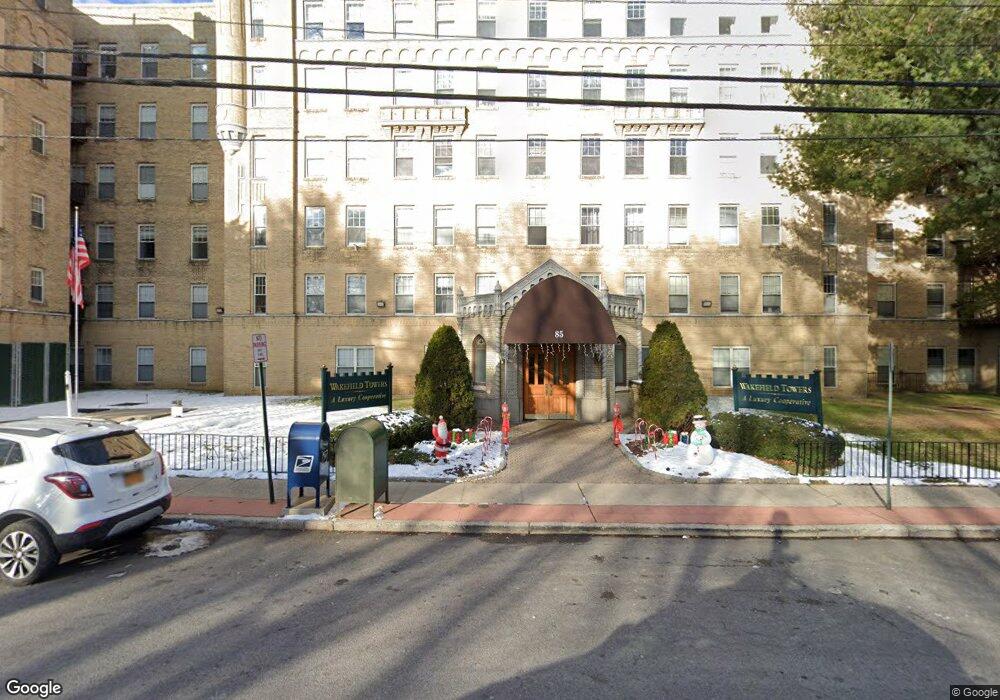 Wakefield Towers unit 2T, Yonkers, NY 10704 - photo 1