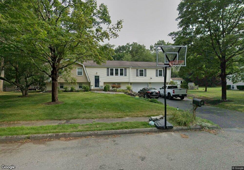 28 Maverick Dr, Mansfield, MA 02048 - photo 1