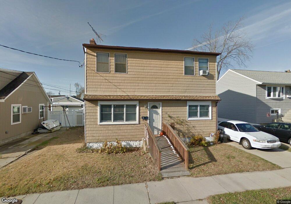 118 Gordon Place, Freeport, NY 11520 - photo 1