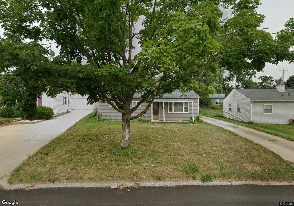 2535 Linwood St SW, Cedar Rapids, IA 52404 - photo 1