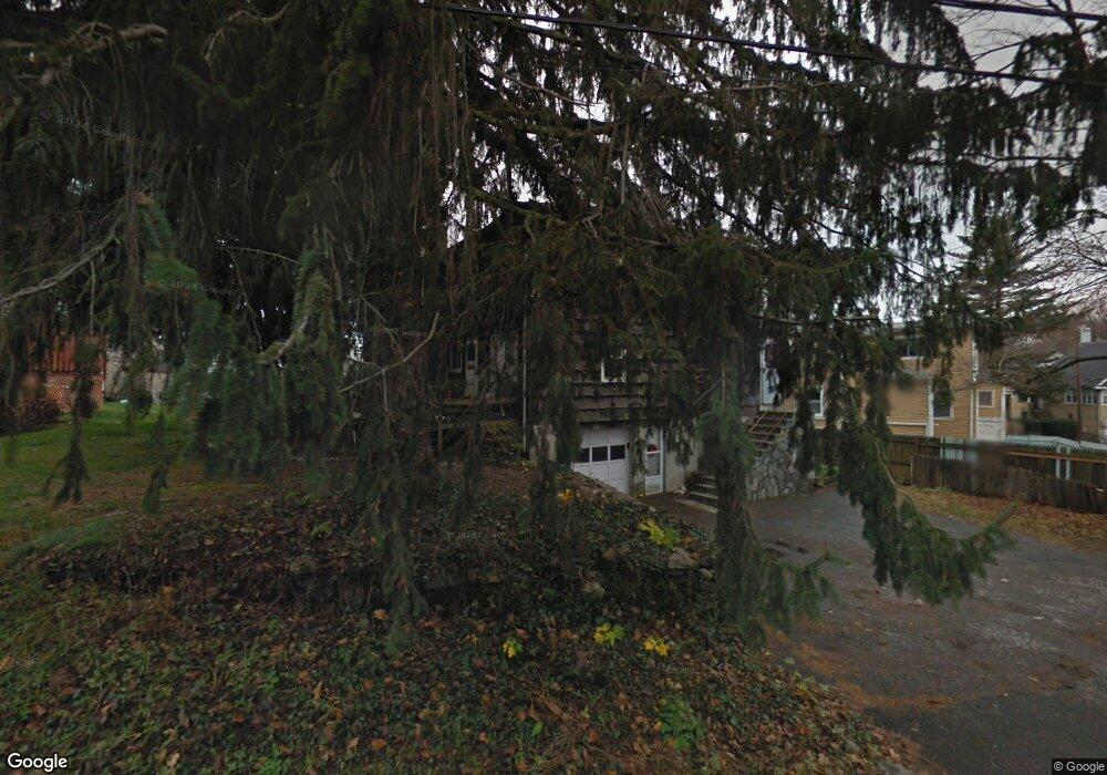 9 Seitz Ln, Cos Cob, CT 06807 - photo 1