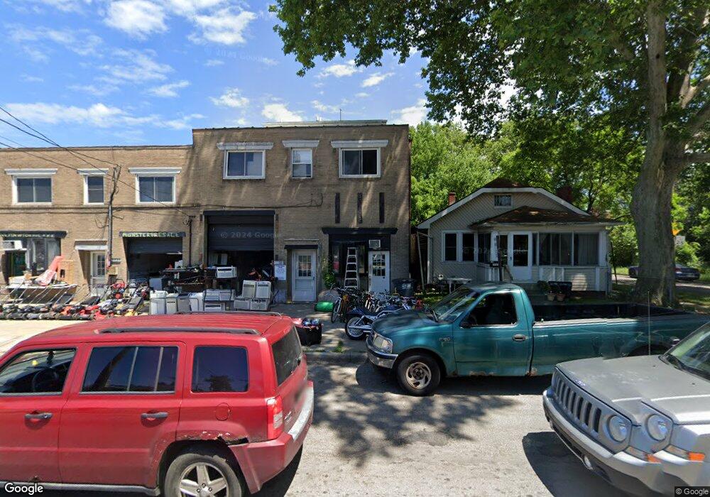 3930 Upton Ave unit 2, Toledo, OH 43613 - photo 1