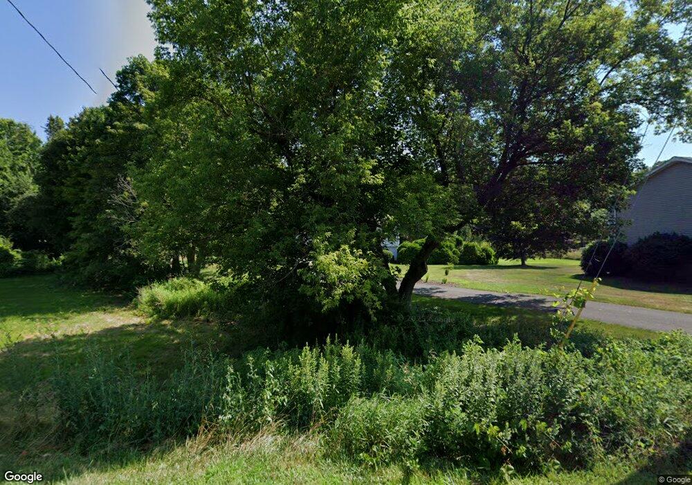 134 Old Amherst Rd, Sunderland, MA 01375 - photo 1