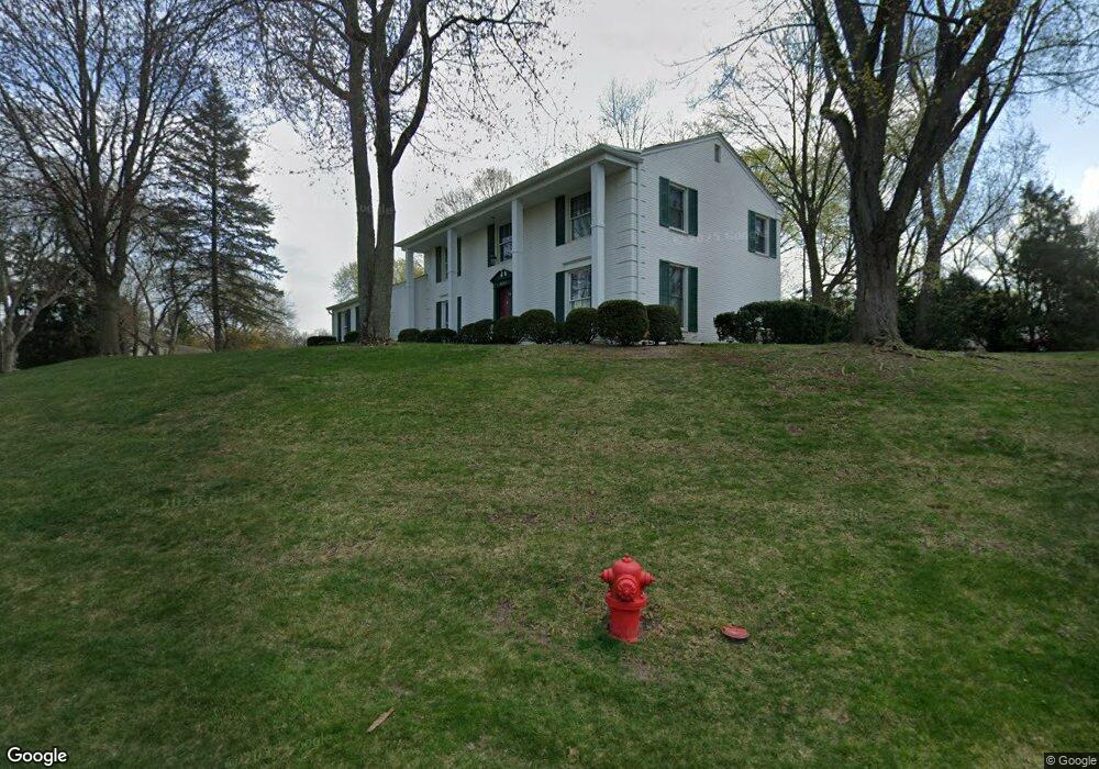 5053 Chain Bridge Rd, Bloomfield Hills, MI 48304 - photo 1