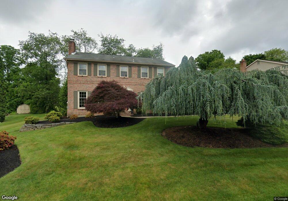 1392 Country Club Rd, Allentown, PA 18106 - photo 1