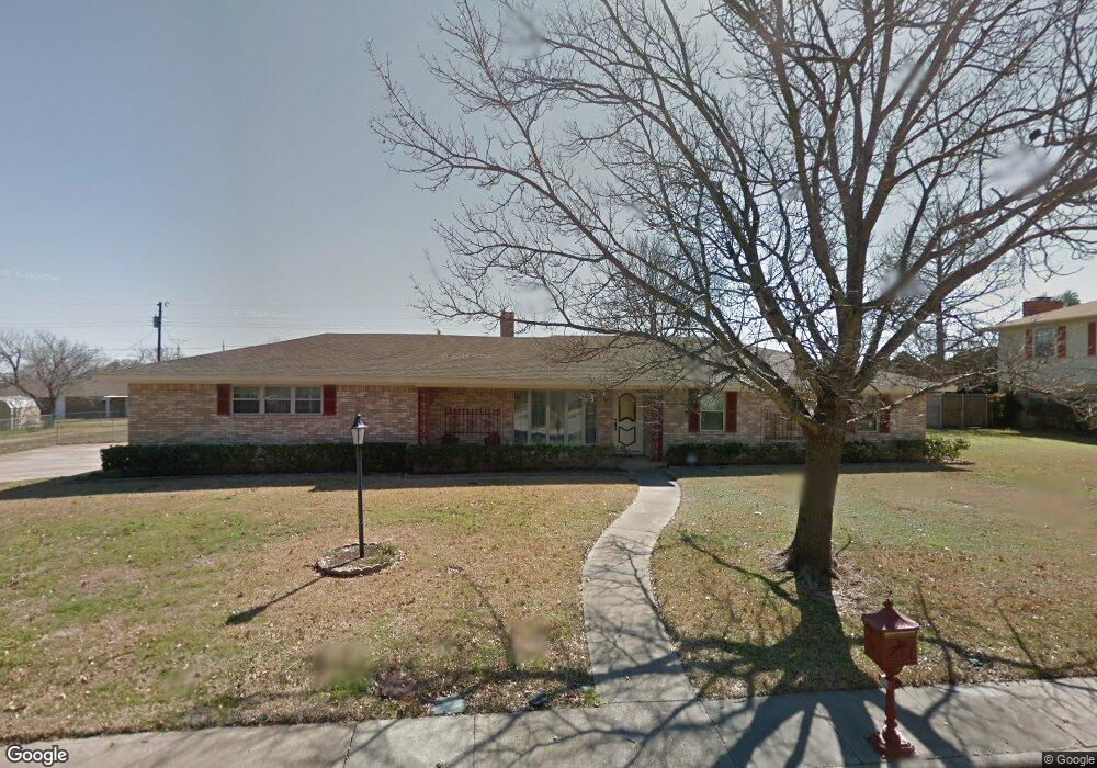 1903 Tulane Ave, Gainesville, TX 76240 - photo 1