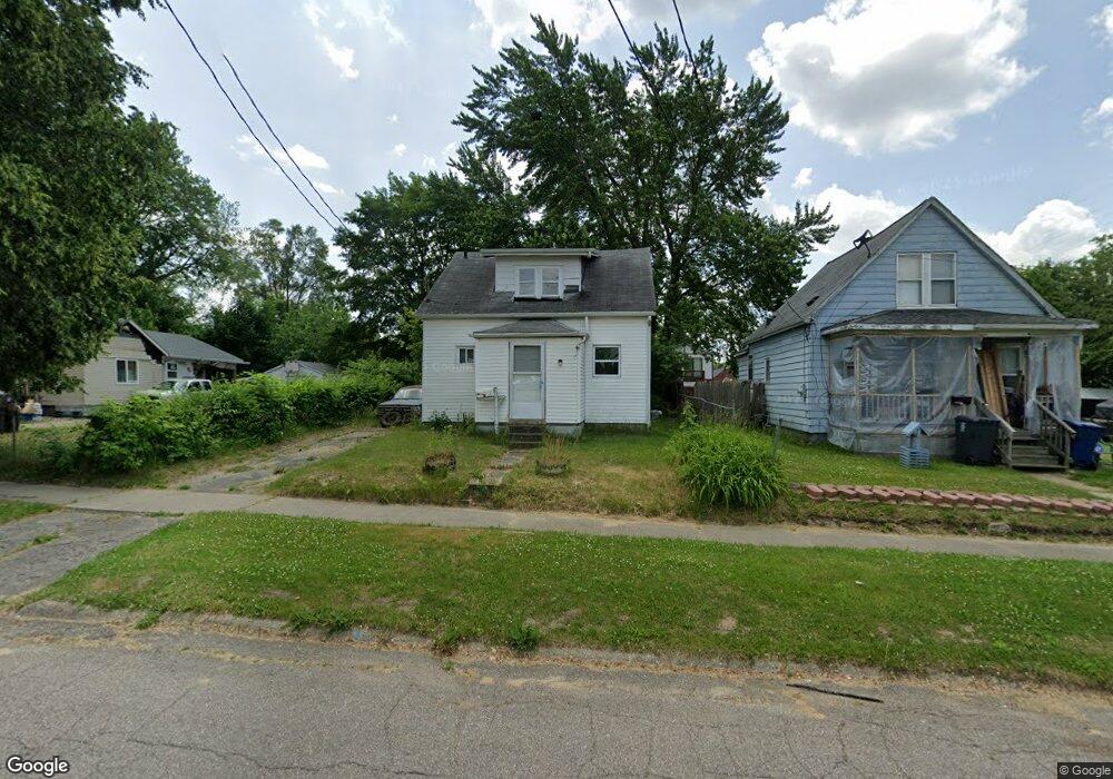1618 Wyoming Ave, Flint, MI 48506 - photo 1