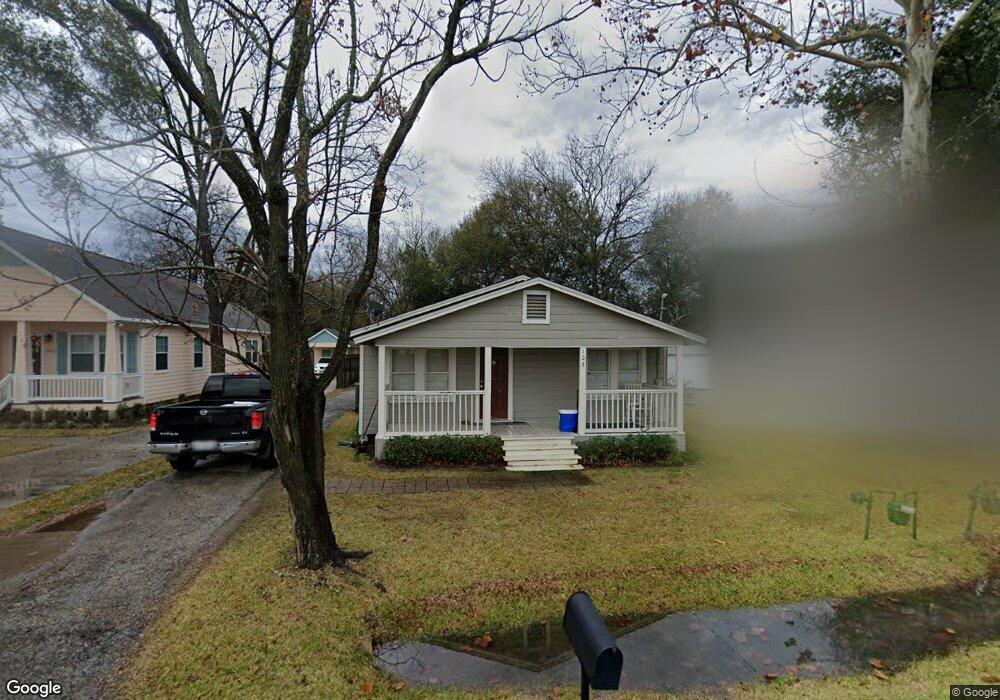 105 Epps St, Tomball, TX 77375 - photo 1