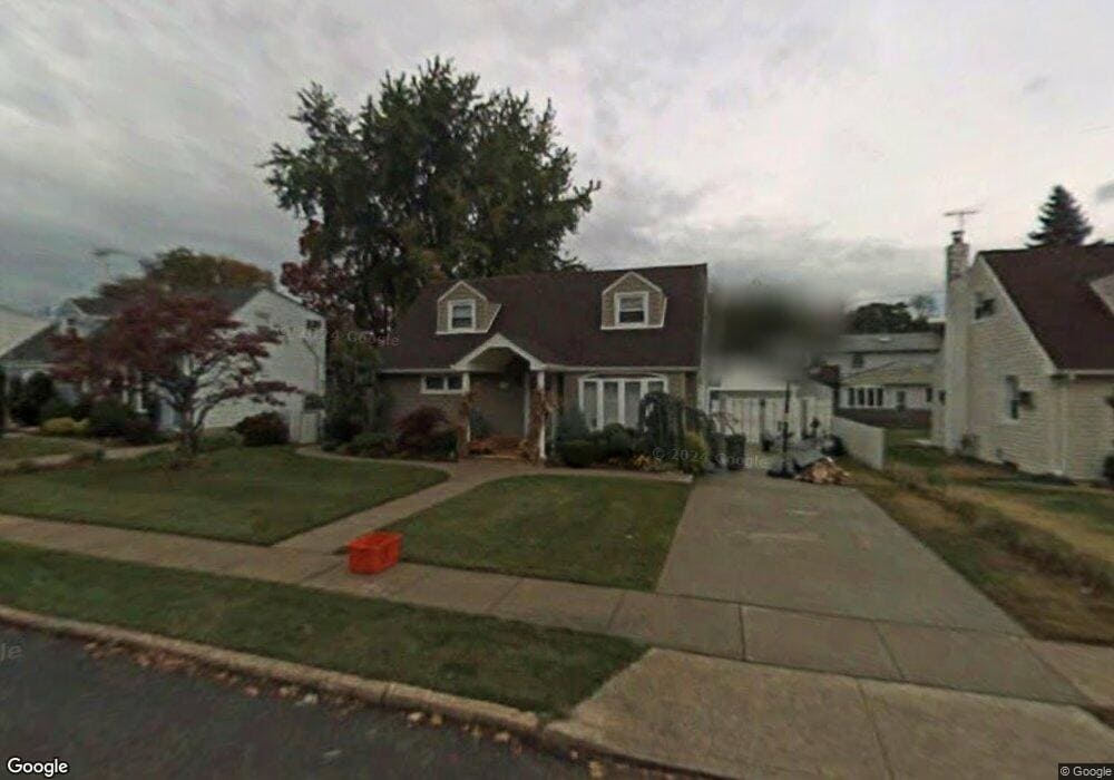 1058 Harrow Rd, Franklin Square, NY 11010 - photo 1