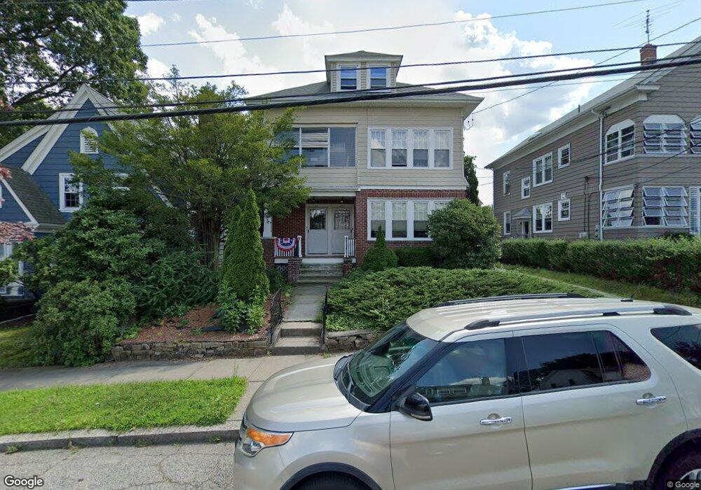 113 Lauriston St unit 3RD FLOOR, Providence, RI 02906 - photo 1