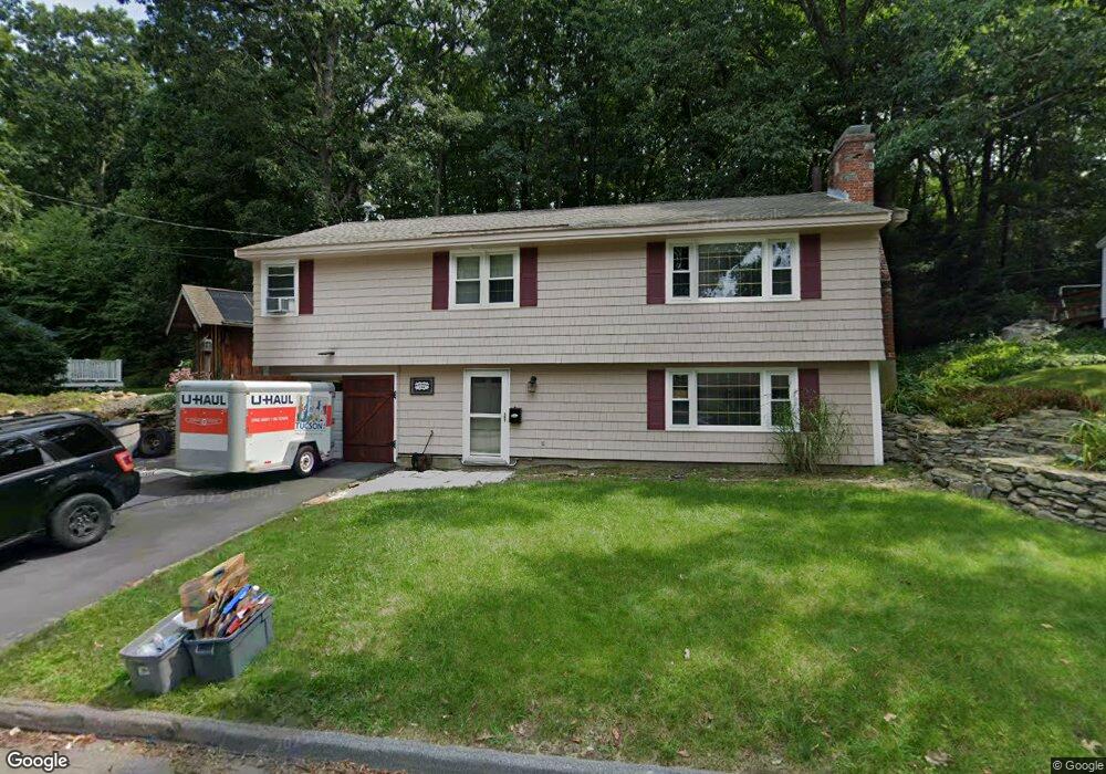 106 Indian Hill Rd, Worcester, MA 01606 - photo 1
