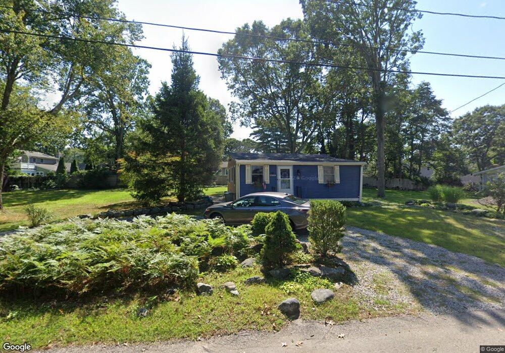 136 Conanicus Rd, Narragansett, RI 02882 - photo 1