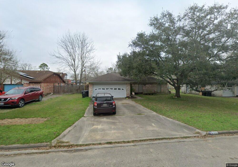 1718 Alta Vista Dr, Alvin, TX 77511 - photo 1