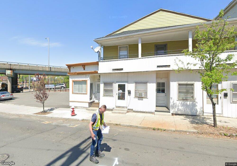 158 Maple St, Naugatuck, CT 06770 - photo 1