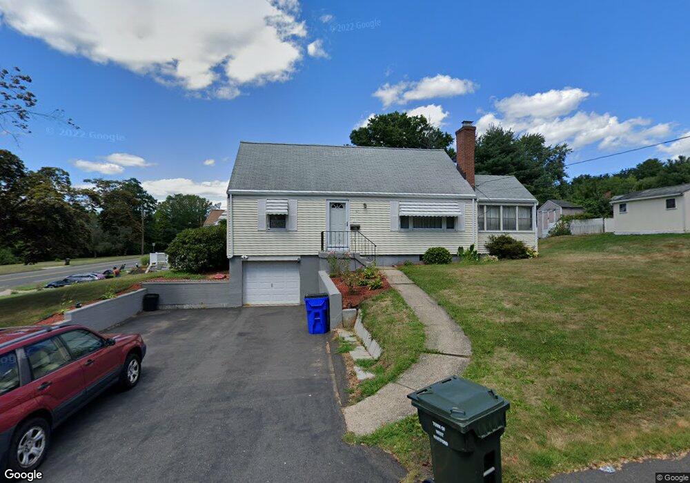 51 Elm Dr, West Hartford, CT 06110 - photo 1