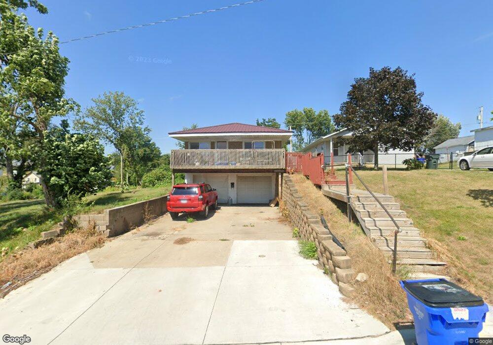 1224 21st Ave SW, Cedar Rapids, IA 52404 - photo 1