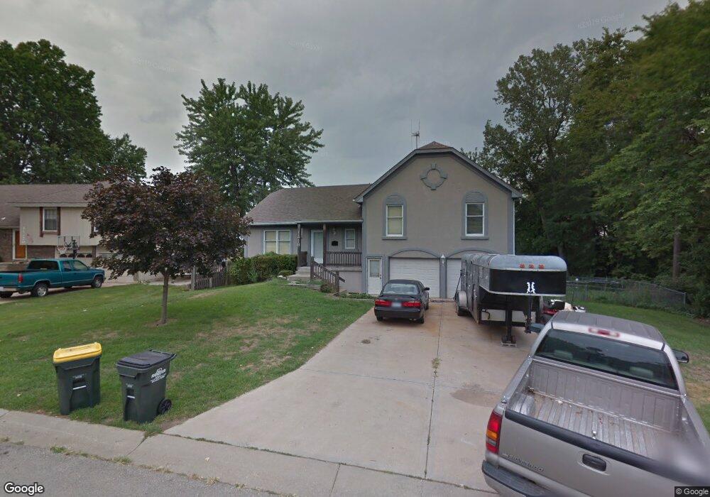 11716 W 66th St, Shawnee, KS 66203 - photo 1