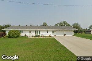 520 1st St SW, Steele, ND 58482