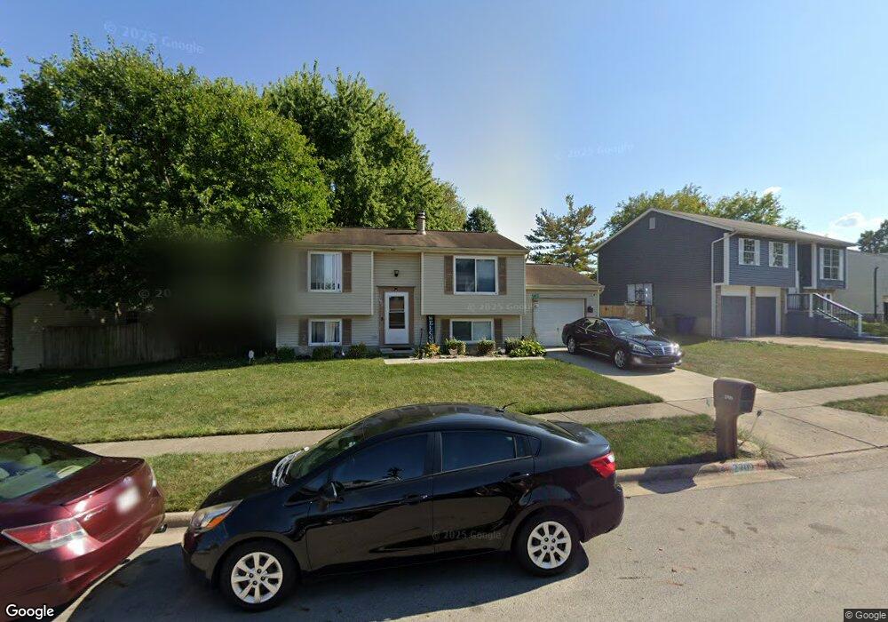 2709 Moonlight Ln, Columbus, OH 43207 - photo 1